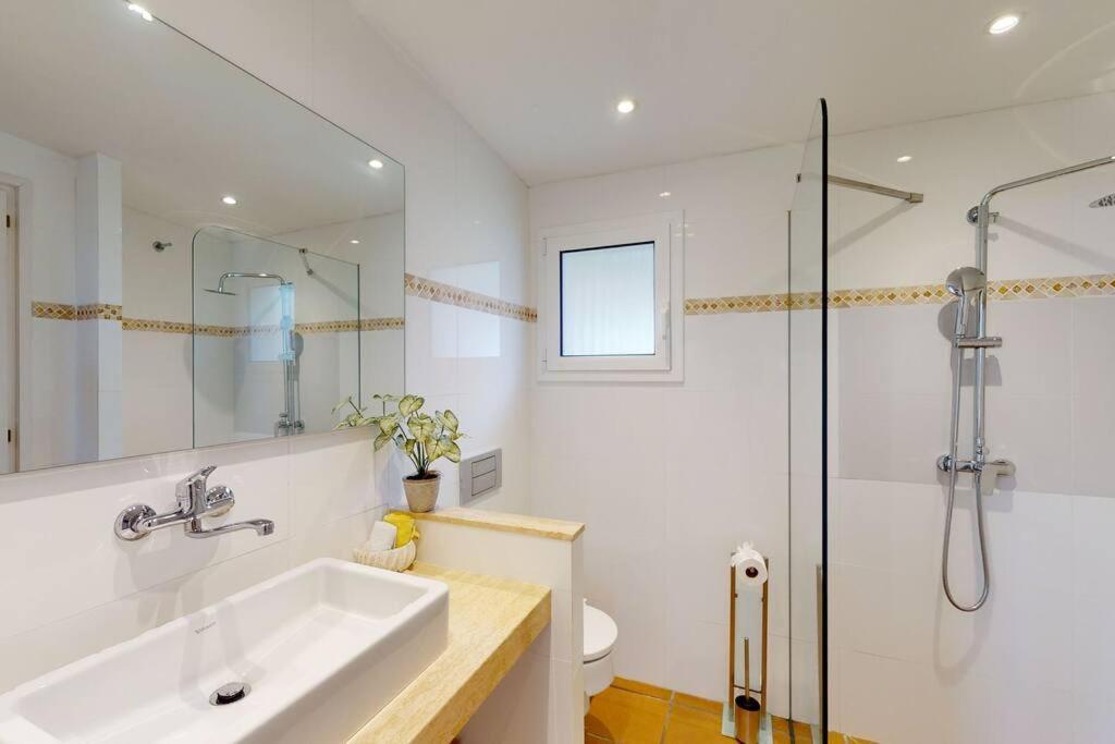 Lesal Villas Rentals, Villa Mar Azul, Tossa De Mar Kültér fotó